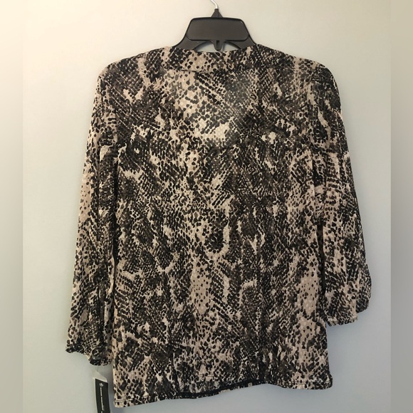 INC International Concepts PM Petite Medium Sheer 3/4 Sleeve Grey Black Top New - Picture 2 of 8